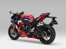 Moottoripyörä Honda CBR 2023 3790133